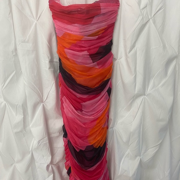 House Of CB ‘Sasha’ Multicolor Strapless Dress - Picture 8 of 11